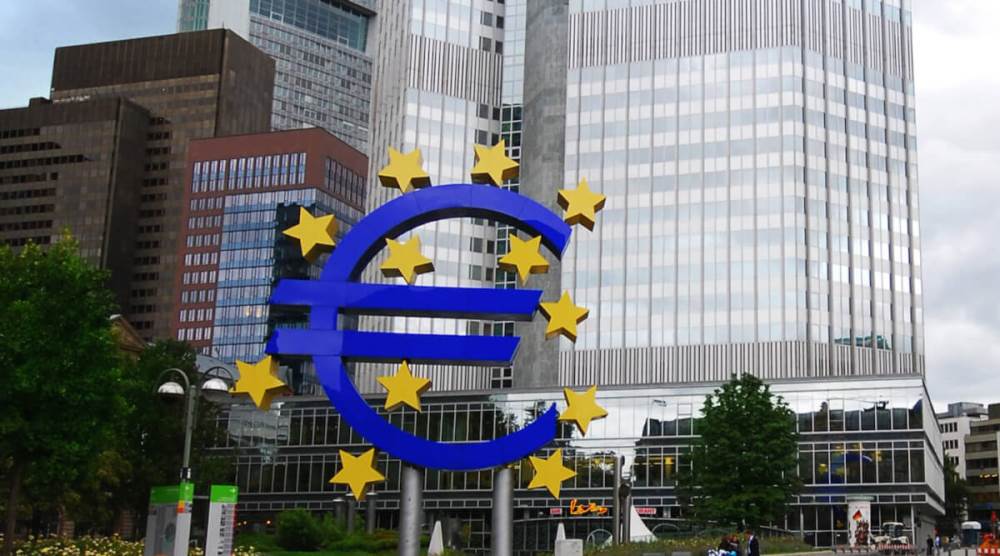 Banka Qendrore Europiane rrit me 0.5 pike perqindje normat e interesit